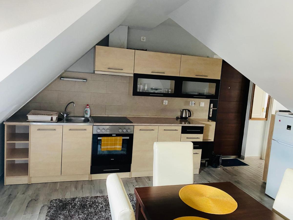 شقة Tamara Apartman Hajdúszoboszló المظهر الخارجي الصورة