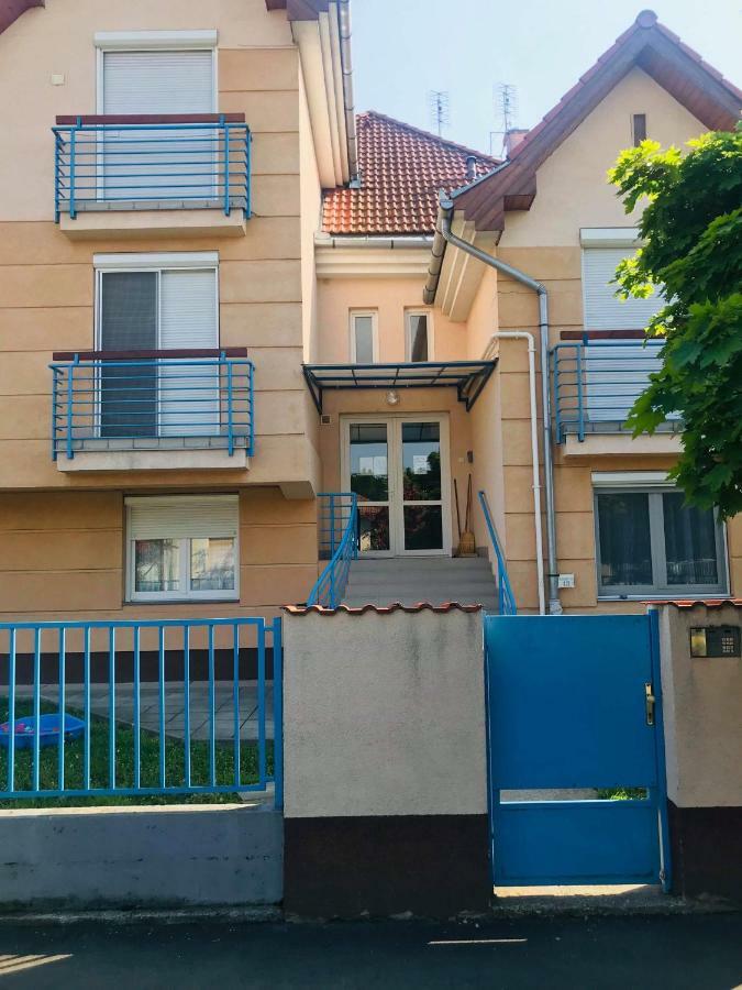 شقة Tamara Apartman Hajdúszoboszló المظهر الخارجي الصورة